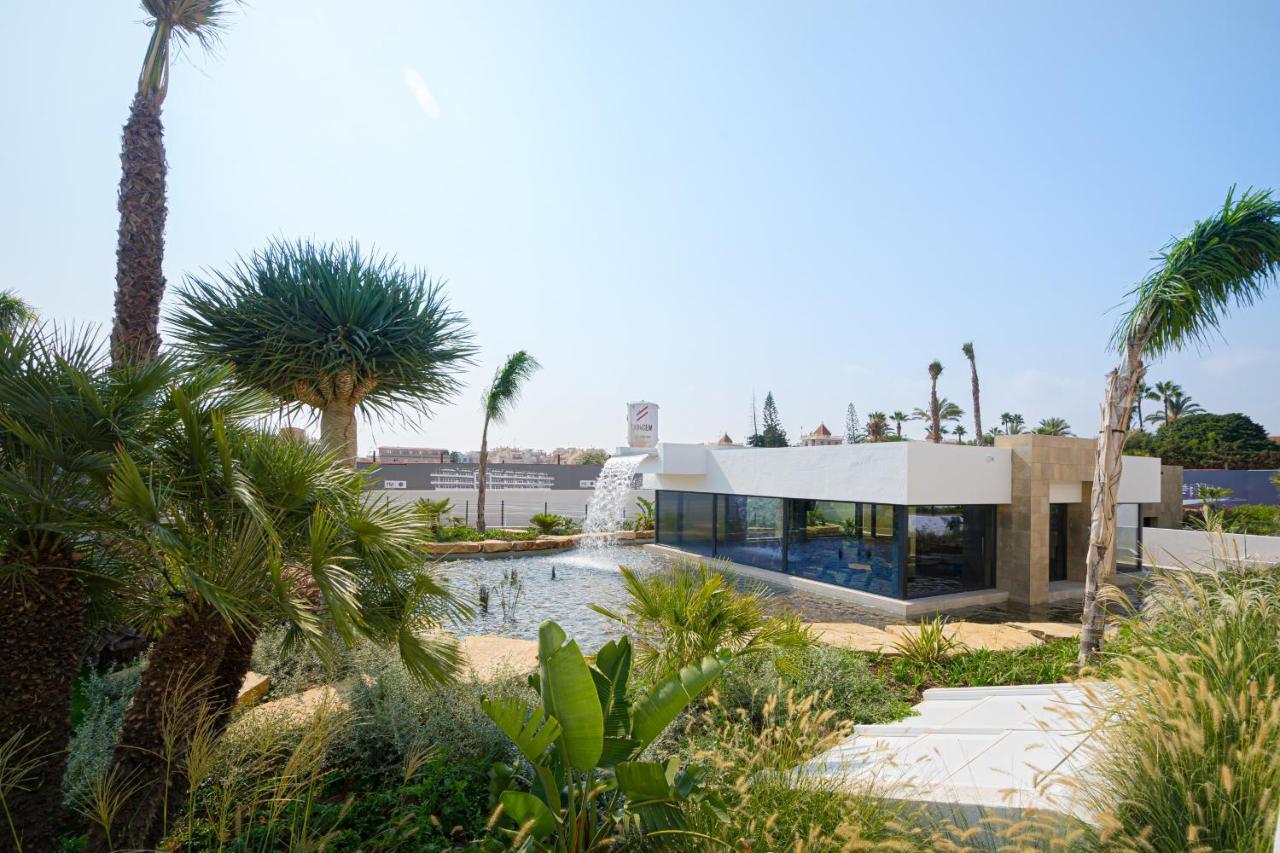Manola Flamenca Village